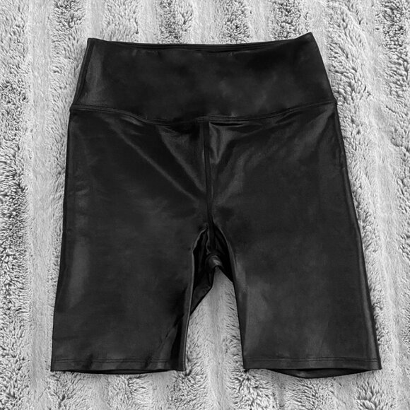 Black Dark Glossy Shine Active Sporty Flowy Tank Top + Spandex Biker Shorts - Picture 6 of 6